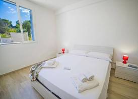La Primula Apartment 3 With Sea-view 4