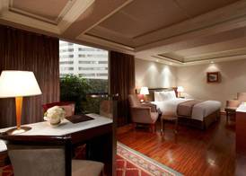 Deja Vu Hotel 4