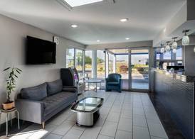 Days Inn by Wyndham Greeneville 4