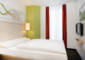H+ Hotel München 3