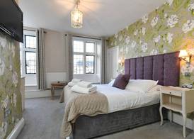 Lansdowne Strand 4