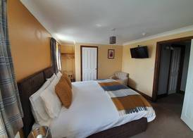 The Dolfor Inn Adults only 4