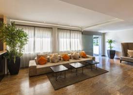 Living Hotel 2