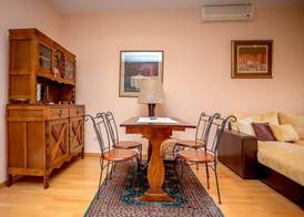 Art Deco Apartment 5