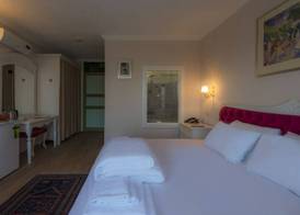Aeneas Hotel 5