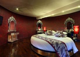 Kupu Kupu Jimbaran Beach Club & Spa 4