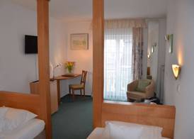 Huber's Hotel 3