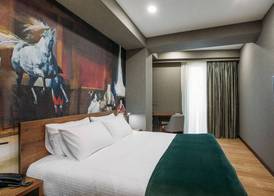 Theory Hotel 5
