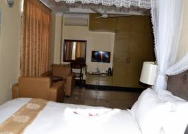 Lantana Hotel 5