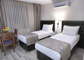 Monarch Hotel 5