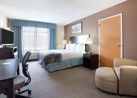Wingate by Wyndham Garner/Raleigh South 4