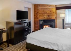 BEST WESTERN PLUS Poconos 4