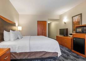 Fairfield Inn and Suites Holiday Tarpon Springs 5