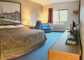 Super 8 by Wyndham Groton 5
