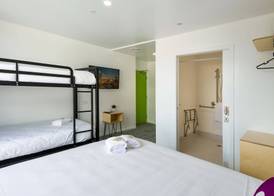 LyLo Queenstown 5