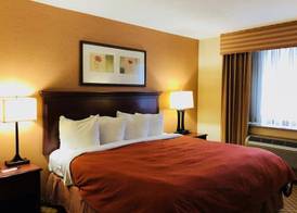 Queens County Inn and Suites Long Island City 4
