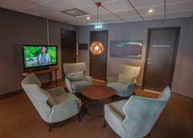 F2 Hotel 4