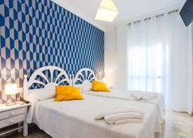 Hostal Boutique Luna de Nerja OLIVE OIL FREE DEGUSTATION & SALE 3