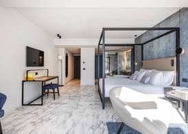 EALA My Lakeside Dream - Adults Only 5