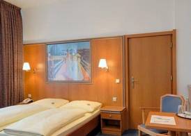 Hotel und Rasthof AVUS 5