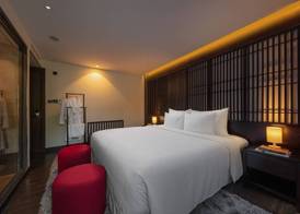 Scarlet Pearl Cruises - Wonder On Lan Ha Bay 4
