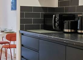 Host & Stay Standard Room, Sevenstay Apartments 3