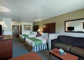 Oxford Suites Yakima 5