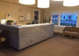 Holiday Hill Inn & Suites 2