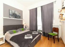 Guesthost - Charming Apt With Parking! 3