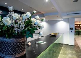 Ador Hotel 3
