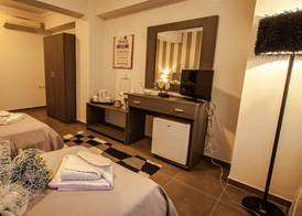 Aqua Mare Sea Side Rooms 4