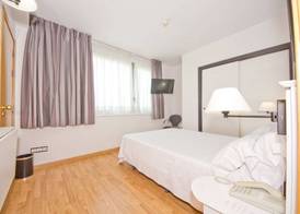 Aparthotel Atenea Valles 5