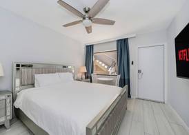Deco Boutique Hotel 3