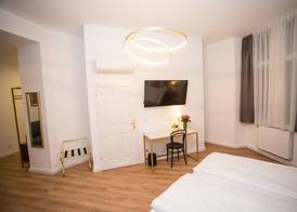 Pension Central I Self Check In I AC in all rooms 4
