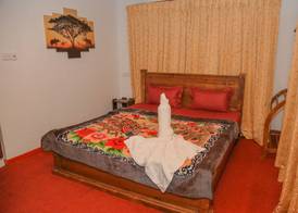 Royal Guest Inn 5