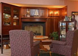 OurGuest Inn & Suites Downtown Port Clinton 5