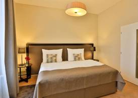 James Hotel & Apartments 4