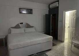 Sleeps2 - Private Pool - King Bed - AirCon 3
