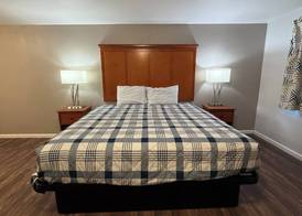 Budget Inn Bend 5
