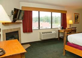 AmericInn by Wyndham Wisconsin Dells 4