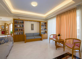Toxo Hotel 5