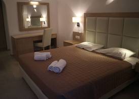 Petinaros Hotel 3