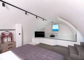 Neoma Luxury Suites 3