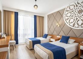 The Sansa Hotel & Spa 5