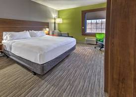 Holiday Inn Express & Suites CROSSVILLE by IHG 5
