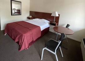 VIBE INN - WHIRLPOOLS SUITES - Lyons 3