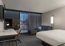 Courtyard by Marriott Hamilton 5