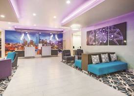 La Quinta by Wyndham Dallas Plano - The Colony 2