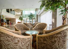 Royal Benja Hotel - Big Rooms, Family Friendly 5