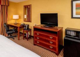 Holiday Inn Express & Suites HAZARD by IHG 4